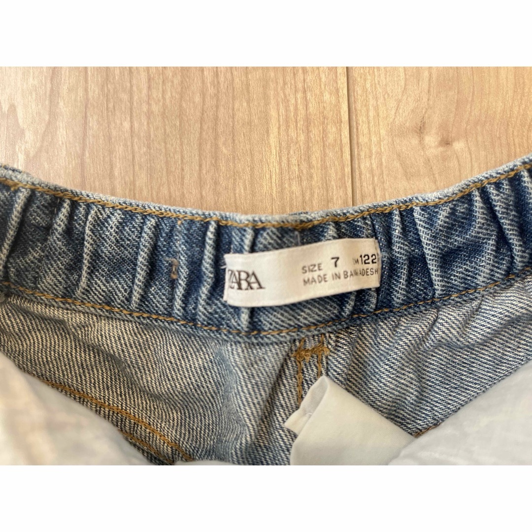 ZARA KIDS - ZARA kids ダメージデニムショートパンツ 122㎝の ZARA KIDS - ZARA kids ダメージデニムショートパンツ 122㎝の