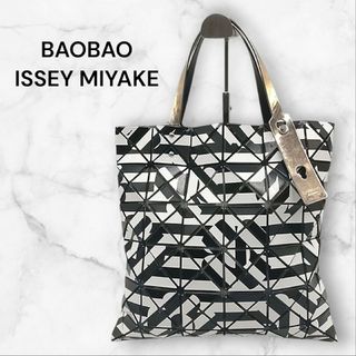 ISSEY MIYAKE(バッグ ・ ゴールド/金色系)のフリマアイテム一覧 ISSEY MIYAKE(バッグ ・ ゴールド/金色系)のフリマアイテム一覧