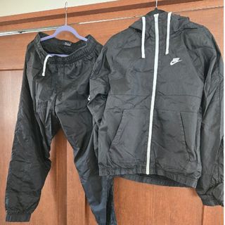 NIKE - NIKE ナイロンジャケット ビッグスウォッシュ Mサイズの NIKE - NIKE ナイロンジャケット ビッグスウォッシュ Mサイズの