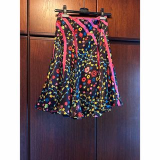 KENZO(ひざ丈スカート)のフリマアイテム一覧 KENZO(ひざ丈スカート)のフリマアイテム一覧