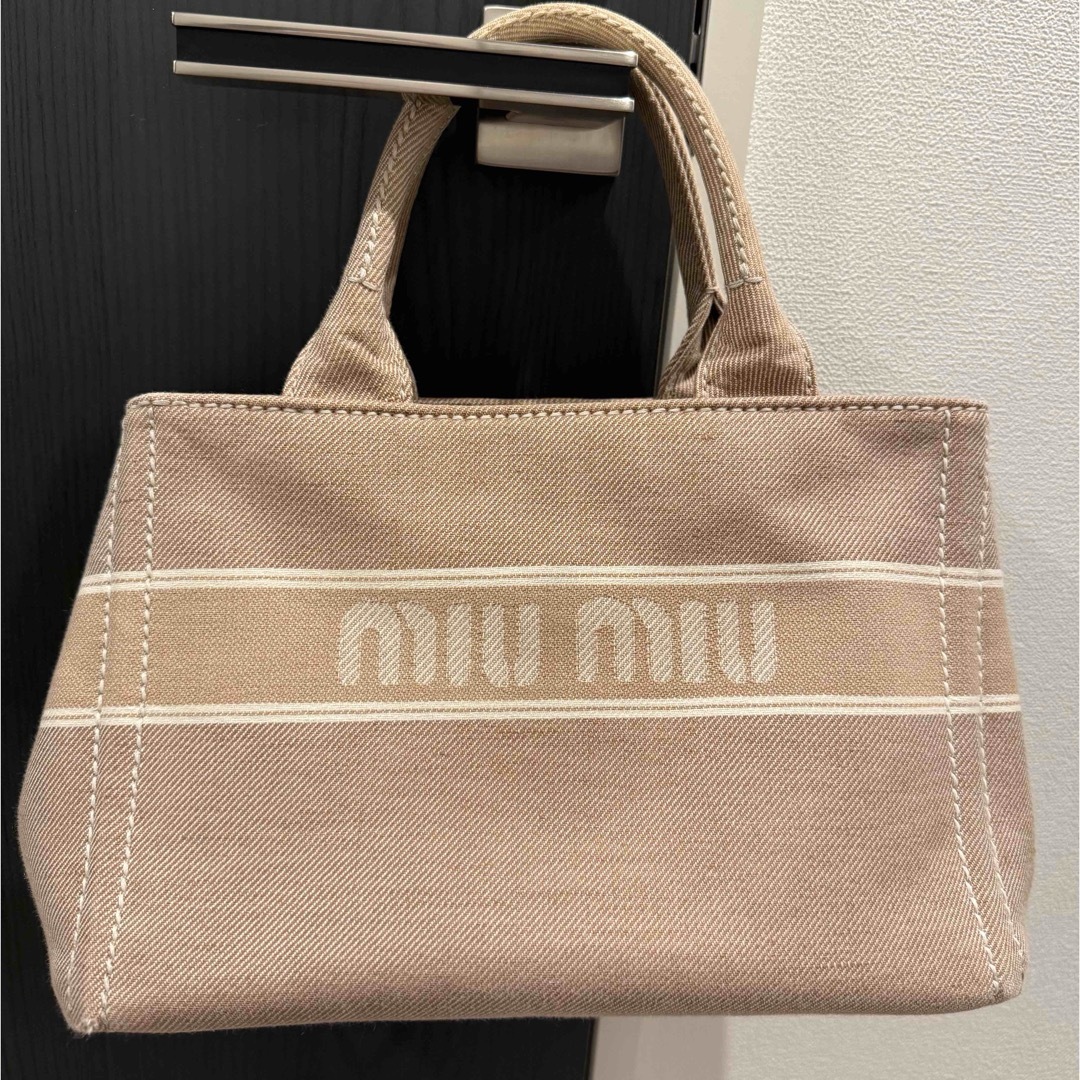 MIU MIU - 【美品】miumiu ジャガードロゴデニム ハンドバッグ MIU MIU - 【美品】miumiu ジャガードロゴデニム ハンドバッグ