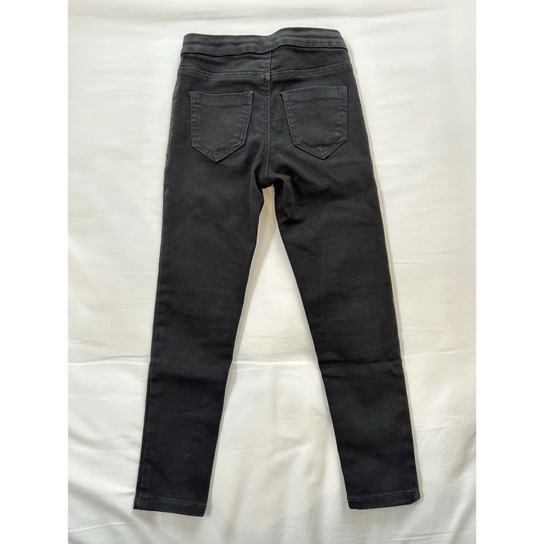 ZARA KIDS - ZARA kids 黒スキニーパンツ 116cmの通販 by ZARA KIDS - ZARA kids 黒スキニーパンツ 116cmの通販 by
