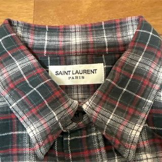 SAINT LAURENT(シャツ)のフリマアイテム一覧 SAINT LAURENT(シャツ)のフリマアイテム一覧