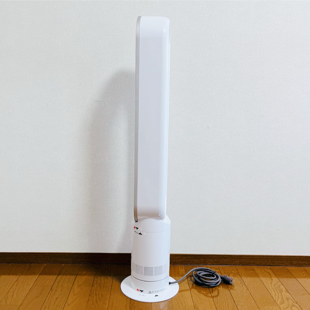 Dyson - 【美品】Dyson cool AM07 タワーファン 羽無し扇風機 Dyson - 【美品】Dyson cool AM07 タワーファン 羽無し扇風機
