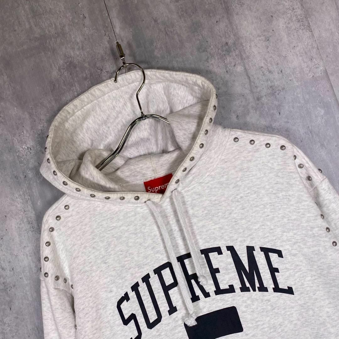 Supreme - 『SUPREME』シュプリーム (L) フロントロゴ スタッズ Supreme - 『SUPREME』シュプリーム (L) フロントロゴ スタッズ