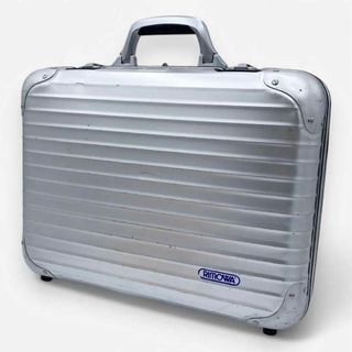 RIMOWA(ビジネスバッグ)のフリマアイテム一覧 RIMOWA(ビジネスバッグ)のフリマアイテム一覧