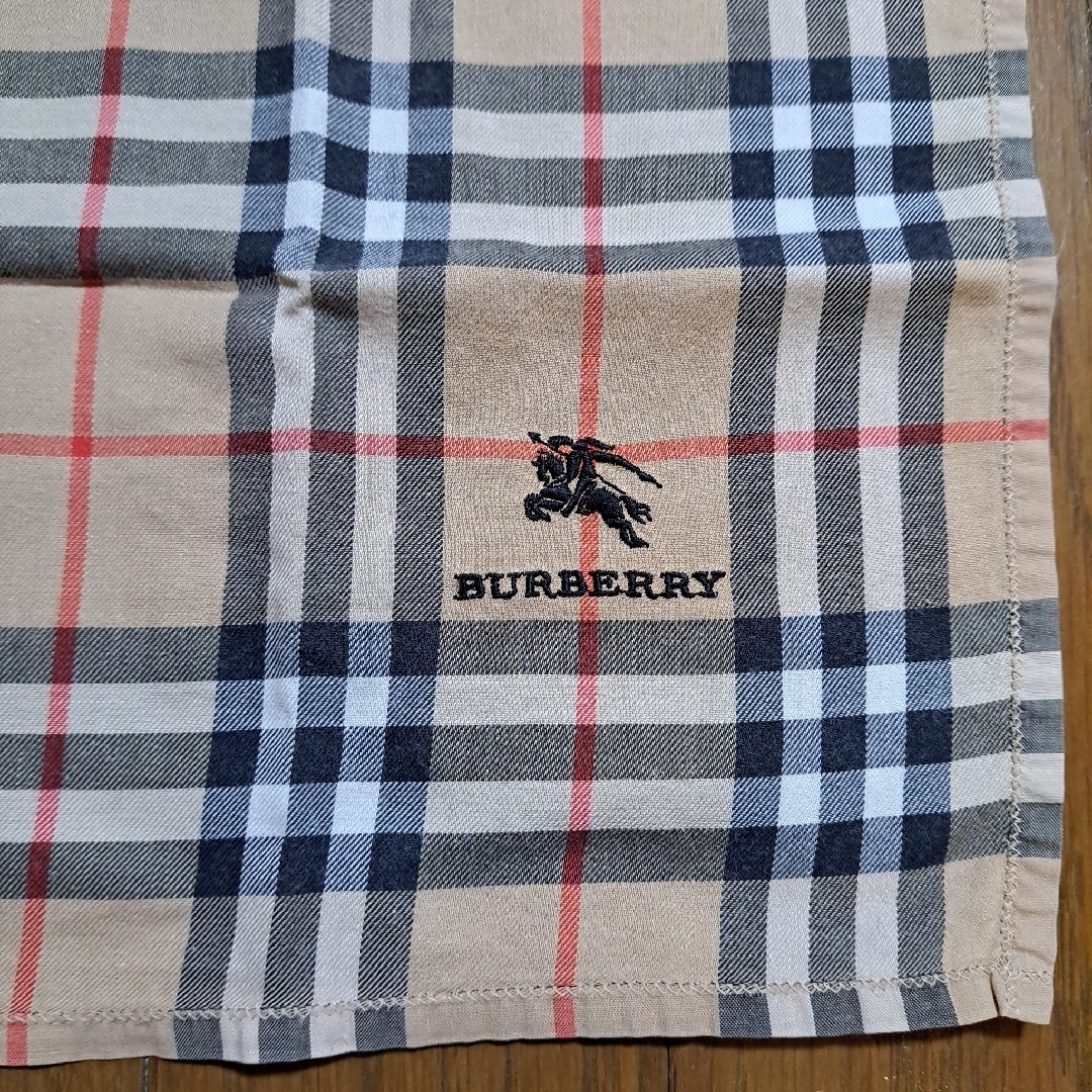 BURBERRY - バーバリー BURBERRY チェック柄ハンカチの通販 by BURBERRY - バーバリー BURBERRY チェック柄ハンカチの通販 by