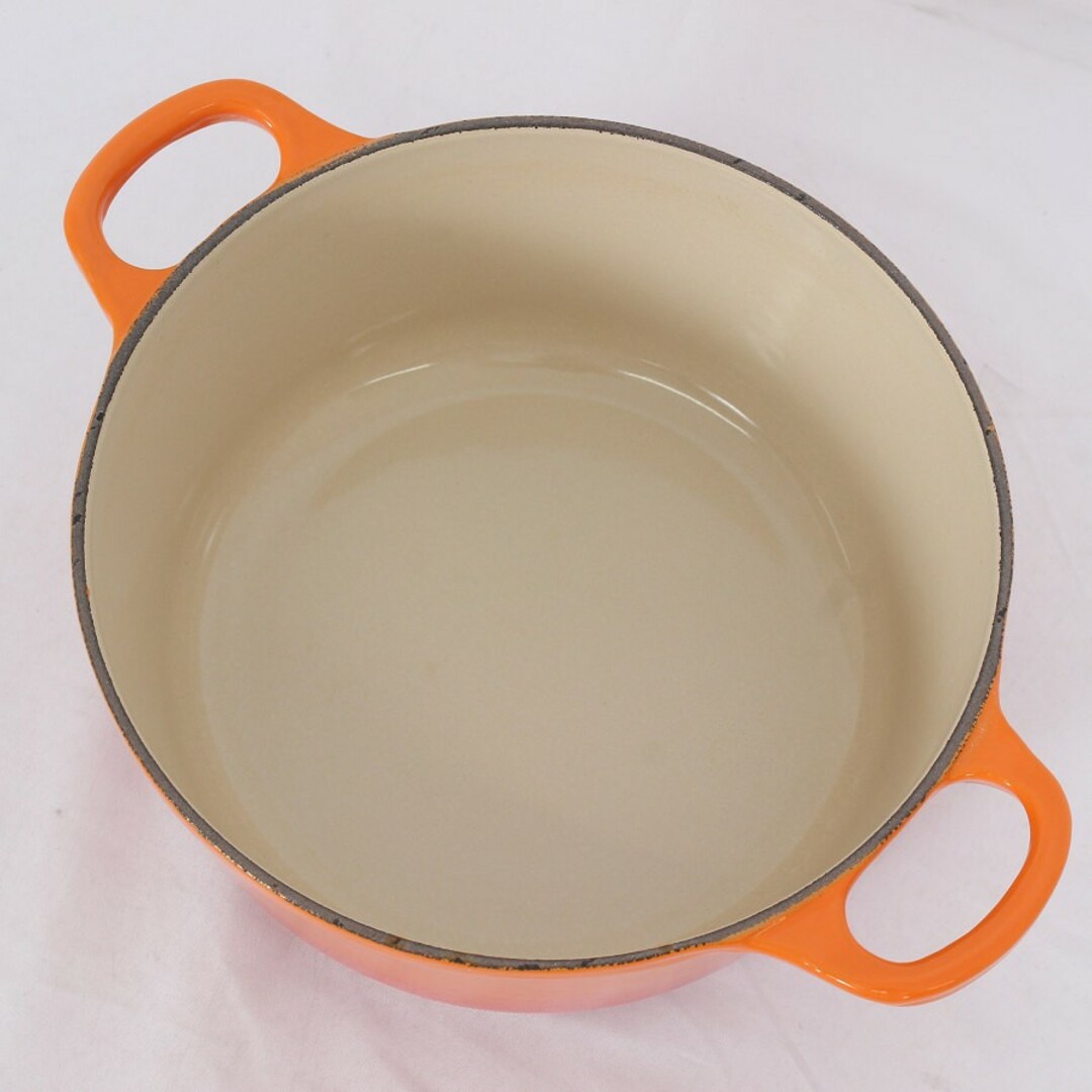 LE CREUSET - ル・クルーゼ ココット・ロンド 18cm オレンジ LE CREUSET - ル・クルーゼ ココット・ロンド 18cm オレンジ