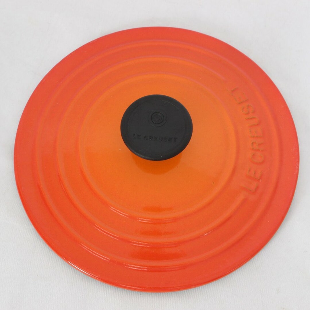 LE CREUSET - ル・クルーゼ ココット・ロンド 18cm オレンジ LE CREUSET - ル・クルーゼ ココット・ロンド 18cm オレンジ