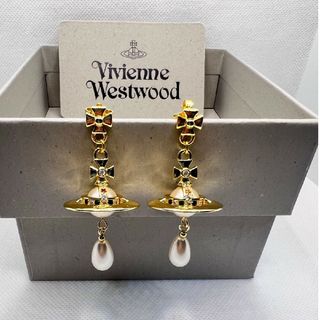 Vivienne Westwood(スカル ・ ピアス)のフリマアイテム一覧 Vivienne Westwood(スカル ・ ピアス)のフリマアイテム一覧