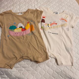 ⭐︎新品　つぶらな瞳の仲間達 半袖ロンパース　70(ロンパース)