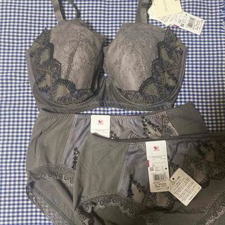 Wacoal - ベルサイユのばら♡サルート♡新品♡ブラ♡ソング Wacoal - ベルサイユのばら♡サルート♡新品♡ブラ♡ソング