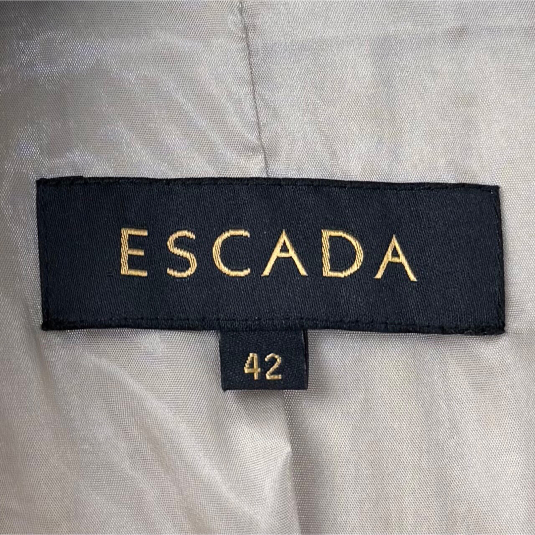 ESCADA - 人気♡XLサイズ♡シルク♡ESCADA エスカーダ デザイン ESCADA - 人気♡XLサイズ♡シルク♡ESCADA エスカーダ デザイン