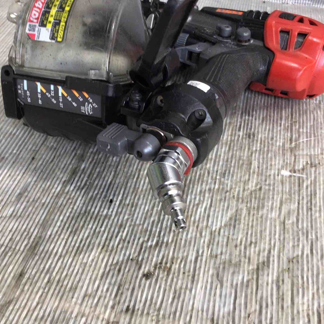 ☆マックス(MAX) 高圧エア釘打ち機 HN-50N4(D)-G【草加店】の ☆マックス(MAX) 高圧エア釘打ち機 HN-50N4(D)-G【草加店】の
