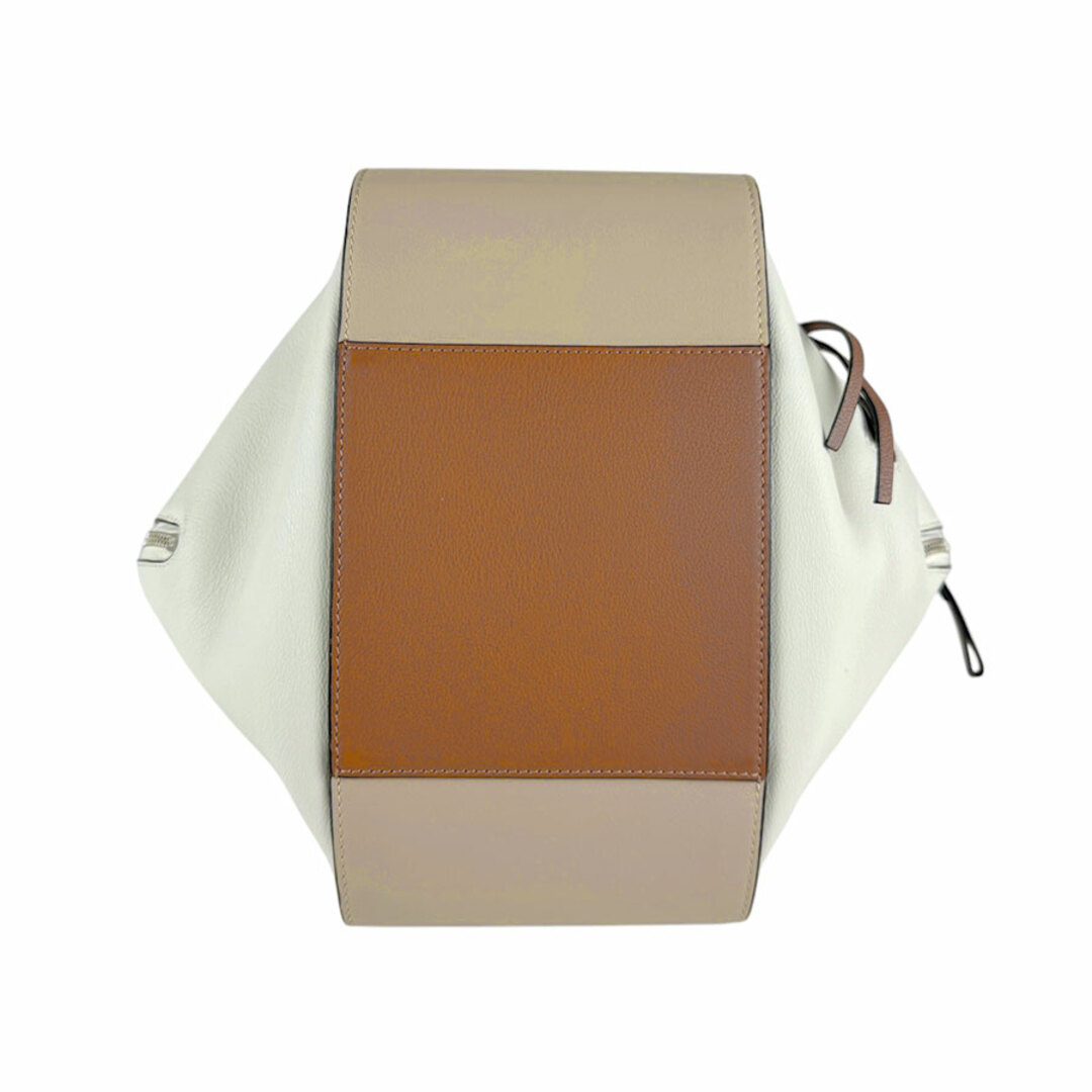 LOEWE - ロエベ LOEWE ショルダーバッグ ハンモック レザー LOEWE - ロエベ LOEWE ショルダーバッグ ハンモック レザー