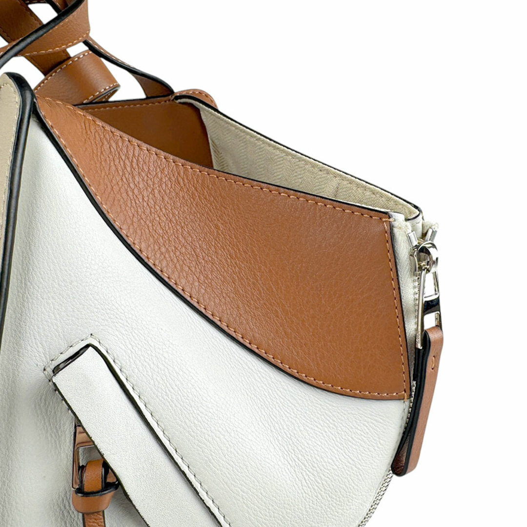LOEWE - ロエベ LOEWE ショルダーバッグ ハンモック レザー LOEWE - ロエベ LOEWE ショルダーバッグ ハンモック レザー