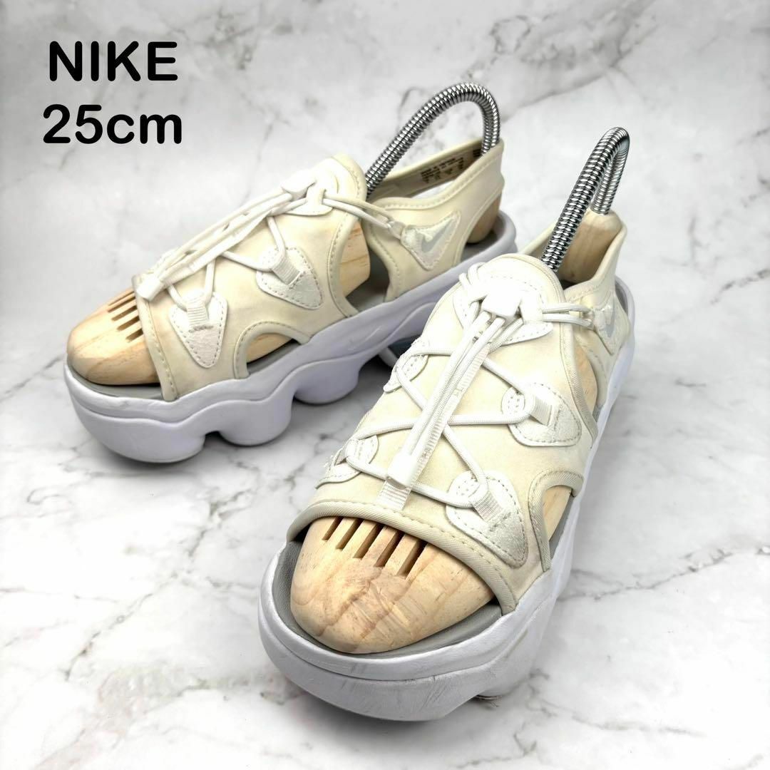 NIKE - 【大人気】NIKE ナイキ エアマックスココ 25cm ホワイト