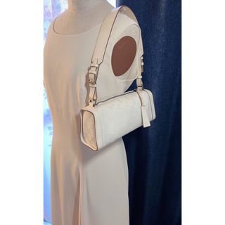 GUCCI - 美品✨️レア✨️ OLD GUCCI ショルダーバッグ カメラ GUCCI - 美品✨️レア✨️ OLD GUCCI ショルダーバッグ カメラ