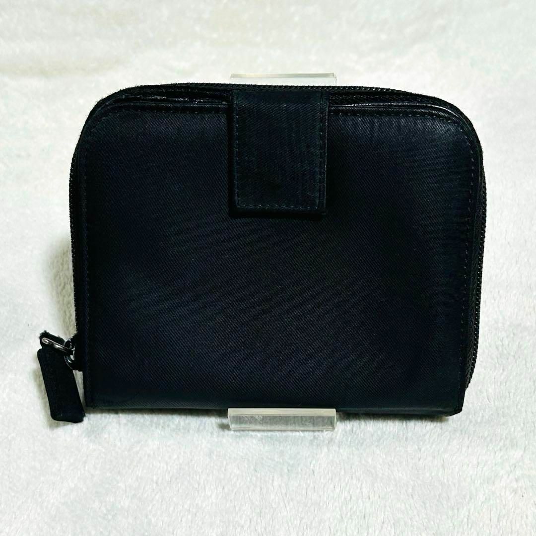 PRADA - プラダ ラウンドジップ 二つ折り財布 三角プレート PRADA - プラダ ラウンドジップ 二つ折り財布 三角プレート