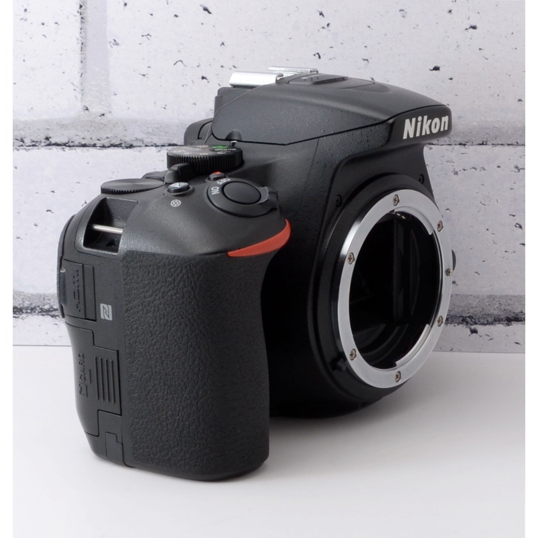 Nikon - 超高性能!Nikon D5600○Wi-Fi内蔵○高速AF○すぐ使える Nikon - 超高性能!Nikon D5600○Wi-Fi内蔵○高速AF○すぐ使える