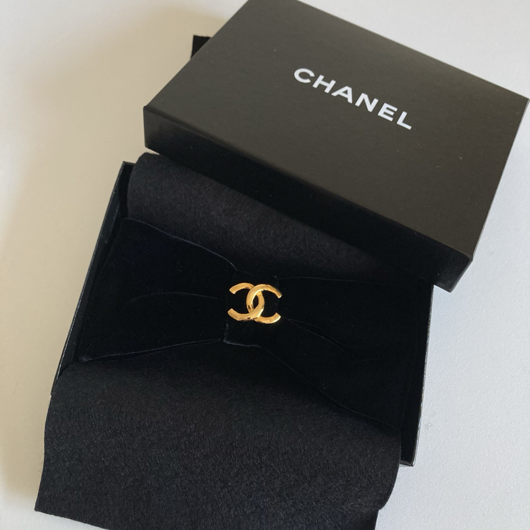 CHANEL - 極美品 90年代初期 CHANEL ヴィンテージ ベロア リボン CHANEL - 極美品 90年代初期 CHANEL ヴィンテージ ベロア リボン