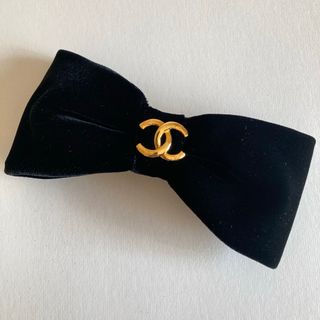 CHANEL(バレッタ/ヘアクリップ)のフリマアイテム一覧 CHANEL(バレッタ/ヘアクリップ)のフリマアイテム一覧
