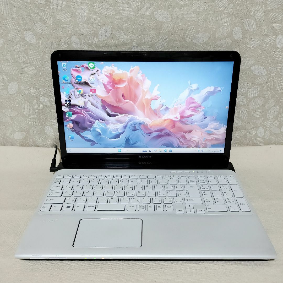 VAIO - 276 最新Windows 11 SSD1TBノートパソコンすぐ使えるの VAIO - 276 最新Windows 11 SSD1TBノートパソコンすぐ使えるの
