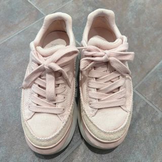 UGG - 大人気完売 希少サイズ 新品未使用UGG W OLIVE オリーブ UGG - 大人気完売 希少サイズ 新品未使用UGG W OLIVE オリーブ