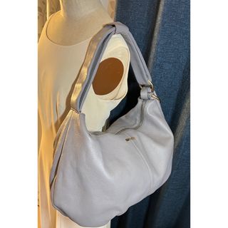 MIU MIU(スエード ・ ショルダーバッグ)のフリマアイテム一覧 MIU MIU(スエード ・ ショルダーバッグ)のフリマアイテム一覧