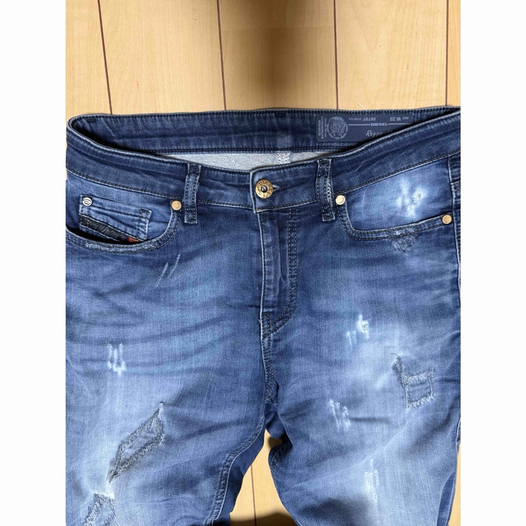 DIESEL - DIESEL ダメージ加工 ダークブルーデニムパンツの通販 DIESEL - DIESEL ダメージ加工 ダークブルーデニムパンツの通販