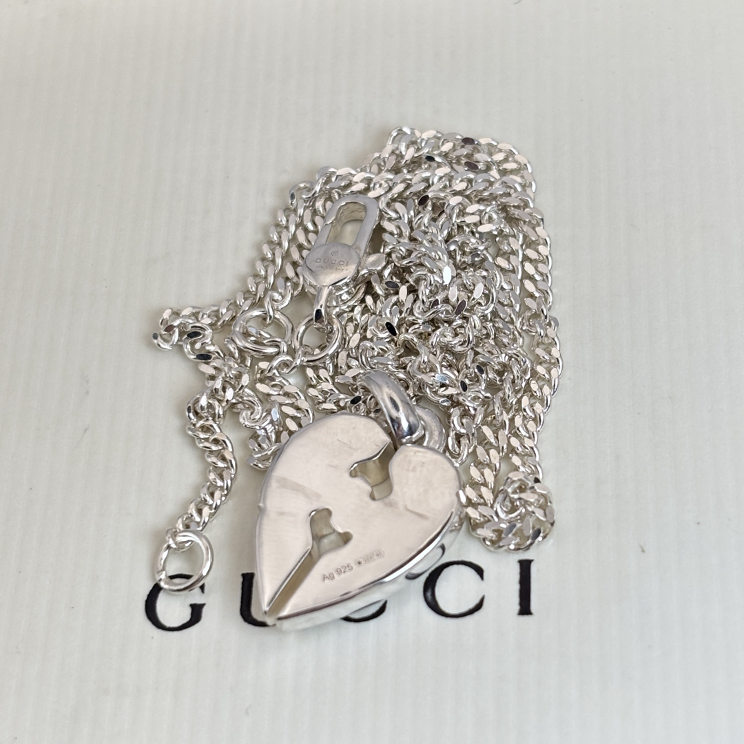 GUCCI - 【新品磨き済】GUCCI / グッチ ノット ハート GUCCI - 【新品磨き済】GUCCI / グッチ ノット ハート