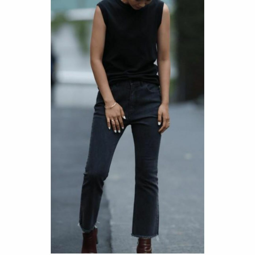 MADISONBLUE - 546 MADISON BLUE HEM CUT FLARE DENIM 01の通販 MADISONBLUE - 546 MADISON BLUE HEM CUT FLARE DENIM 01の通販