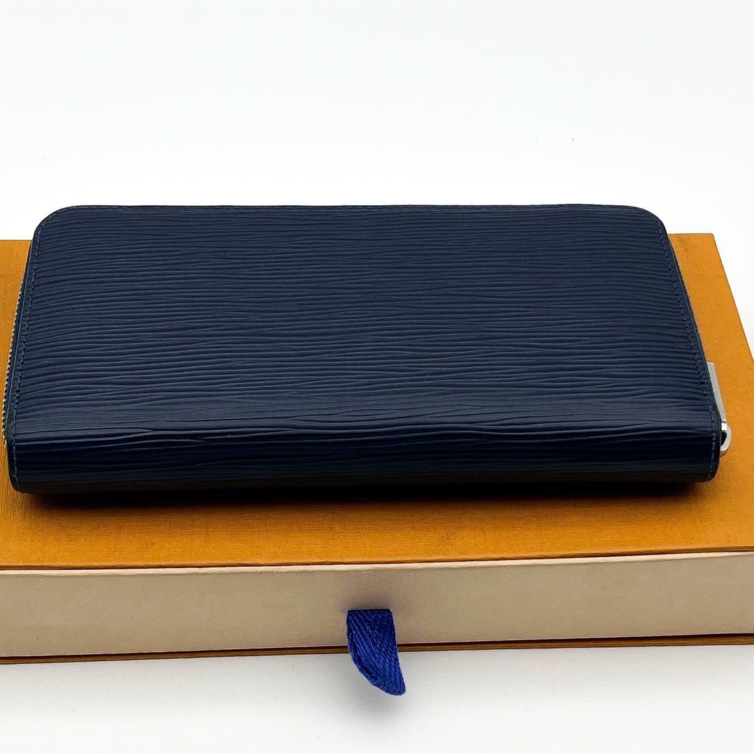 LOUIS VUITTON - ルイヴィトン【新型最高級美品】エピアンディゴ LOUIS VUITTON - ルイヴィトン【新型最高級美品】エピアンディゴ
