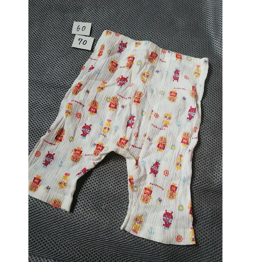 アンパンマン(アンパンマン)のアンパンマン×ドキンちゃん×バイキンマン新品未使用ステテコパンツ半ズボンハーパン キッズ/ベビー/マタニティのベビー服(~85cm)(パンツ)の商品写真