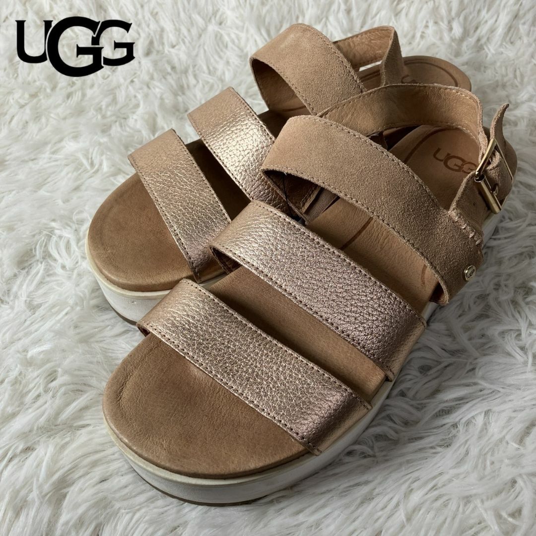 UGG - 美品 UGG アグ Breelynn レザー 厚底サンダル メタリック UGG - 美品 UGG アグ Breelynn レザー 厚底サンダル メタリック