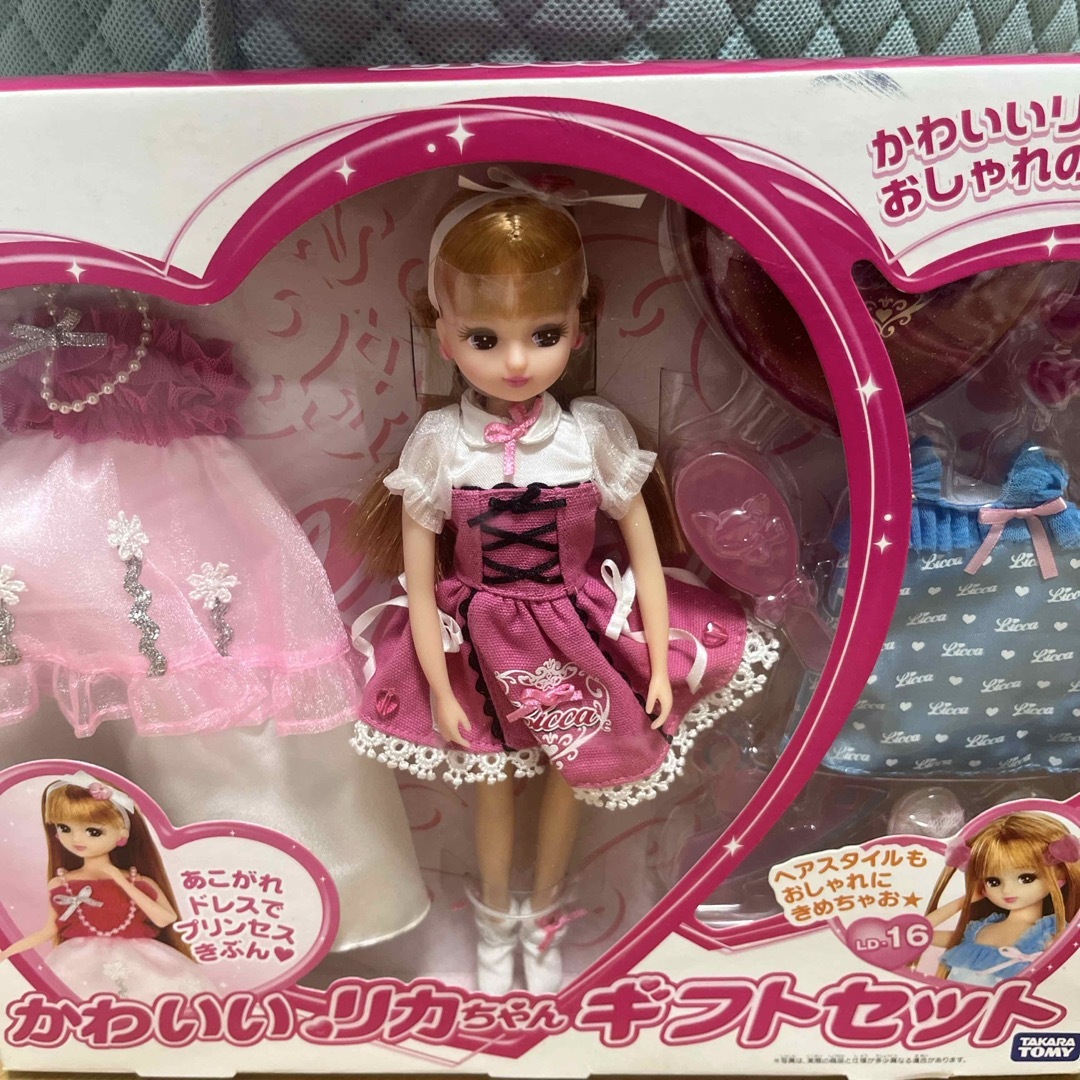 Takara Tomy - 新品未開封かわいいリカちゃんギフトセット Takara Tomy - 新品未開封かわいいリカちゃんギフトセット