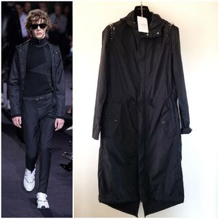 VALENTINO(ナイロンジャケット)のフリマアイテム一覧 VALENTINO(ナイロンジャケット)のフリマアイテム一覧
