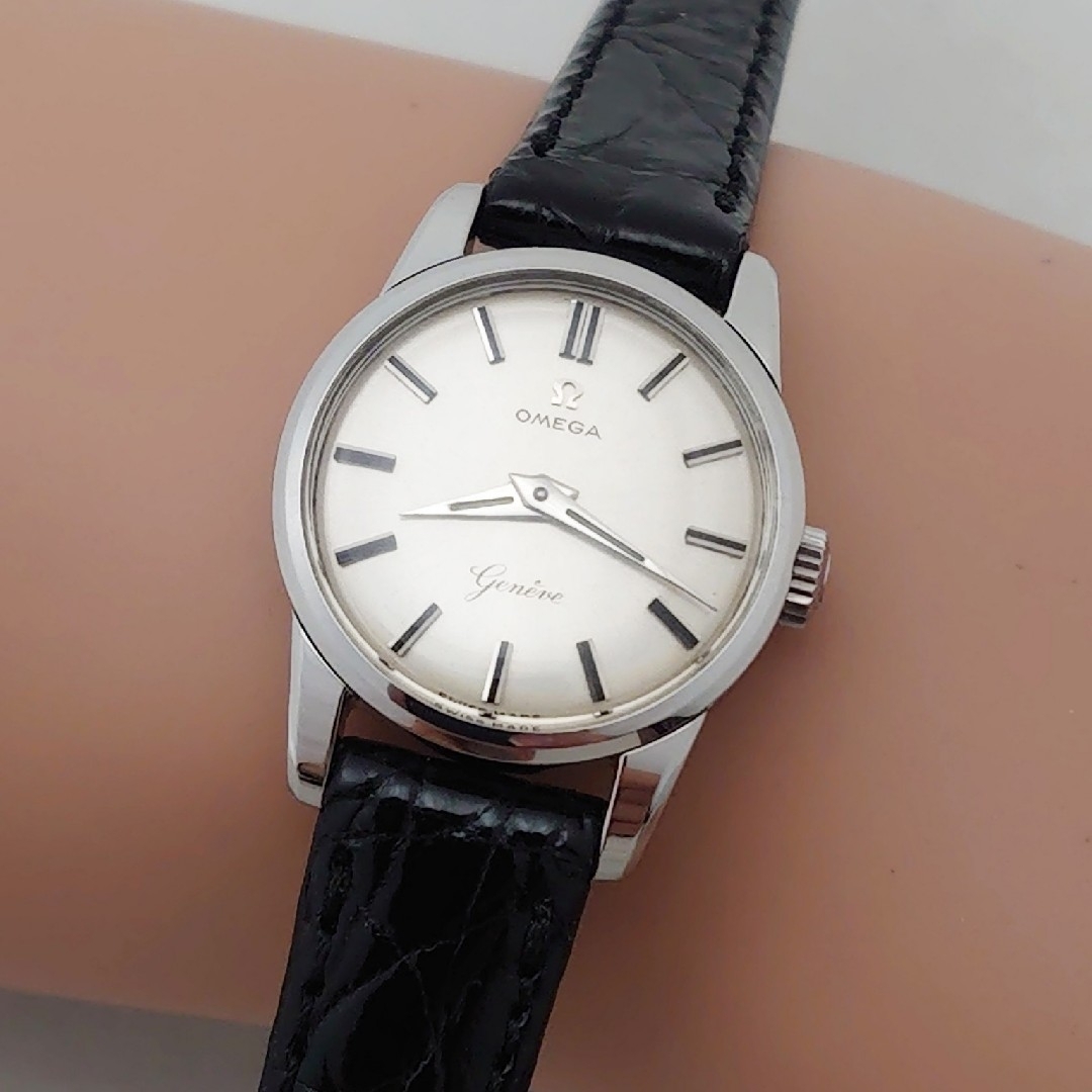 OMEGA - OH済 1960年製 オメガ ジュネーブ 筆記体ロゴ 手巻き OMEGA - OH済 1960年製 オメガ ジュネーブ 筆記体ロゴ 手巻き