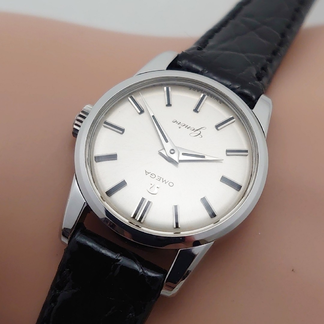 OMEGA - OH済 1960年製 オメガ ジュネーブ 筆記体ロゴ 手巻き OMEGA - OH済 1960年製 オメガ ジュネーブ 筆記体ロゴ 手巻き
