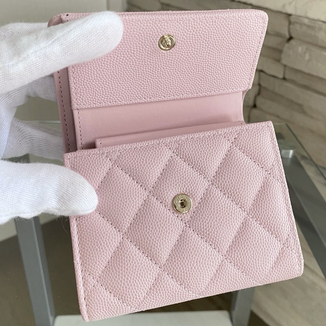 CHANEL - 【新品・未使用】CHANEL スモール フラップ ウォレット CHANEL - 【新品・未使用】CHANEL スモール フラップ ウォレット