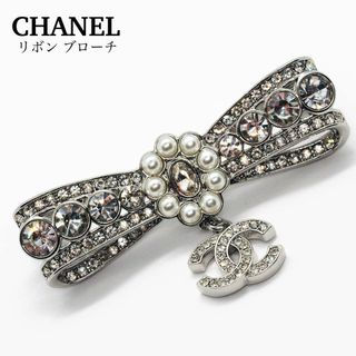 CHANEL(パール ・ ブローチ/コサージュ)のフリマアイテム一覧 CHANEL(パール ・ ブローチ/コサージュ)のフリマアイテム一覧