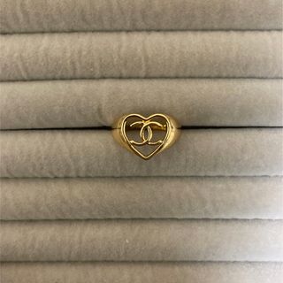 CHANEL(ハート ・ リング(指輪))のフリマアイテム一覧 CHANEL(ハート ・ リング(指輪))のフリマアイテム一覧