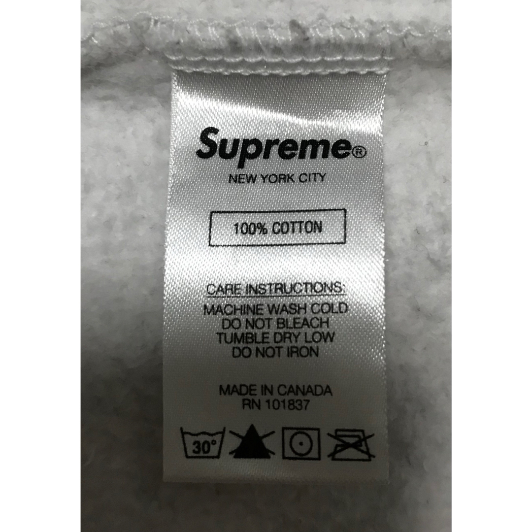 Supreme - supreme アーチロゴ プルオーバーパーカーの通販 by Supreme - supreme アーチロゴ プルオーバーパーカーの通販 by