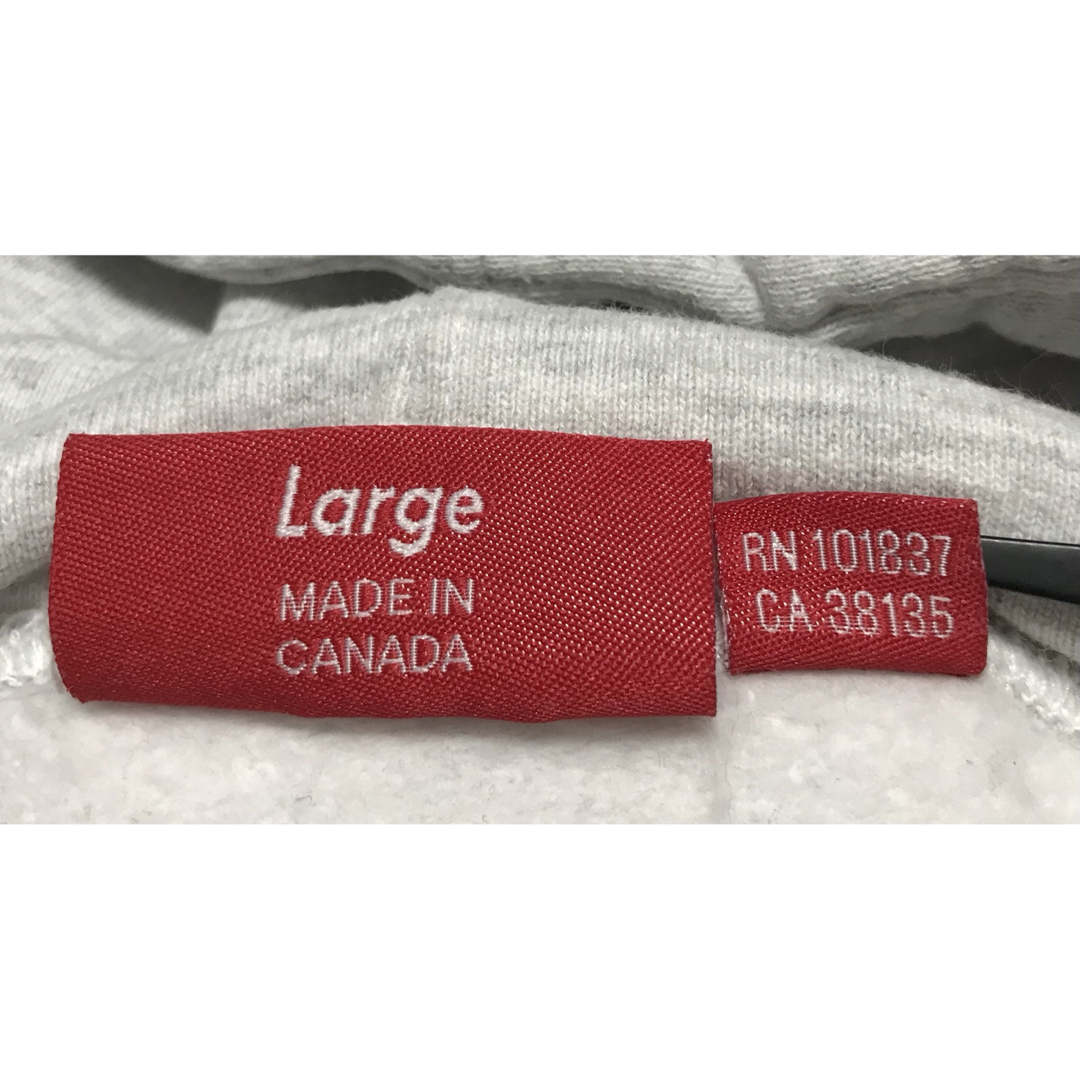 Supreme - supreme アーチロゴ プルオーバーパーカーの通販 by Supreme - supreme アーチロゴ プルオーバーパーカーの通販 by