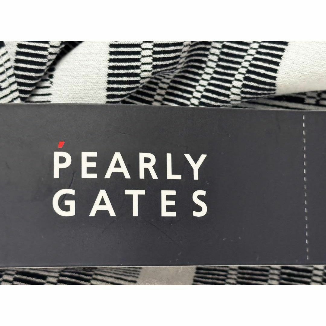 PEARLY GATES - パーリーゲイツ ストライプロゴ柄半袖ポロシャツ PEARLY GATES - パーリーゲイツ ストライプロゴ柄半袖ポロシャツ
