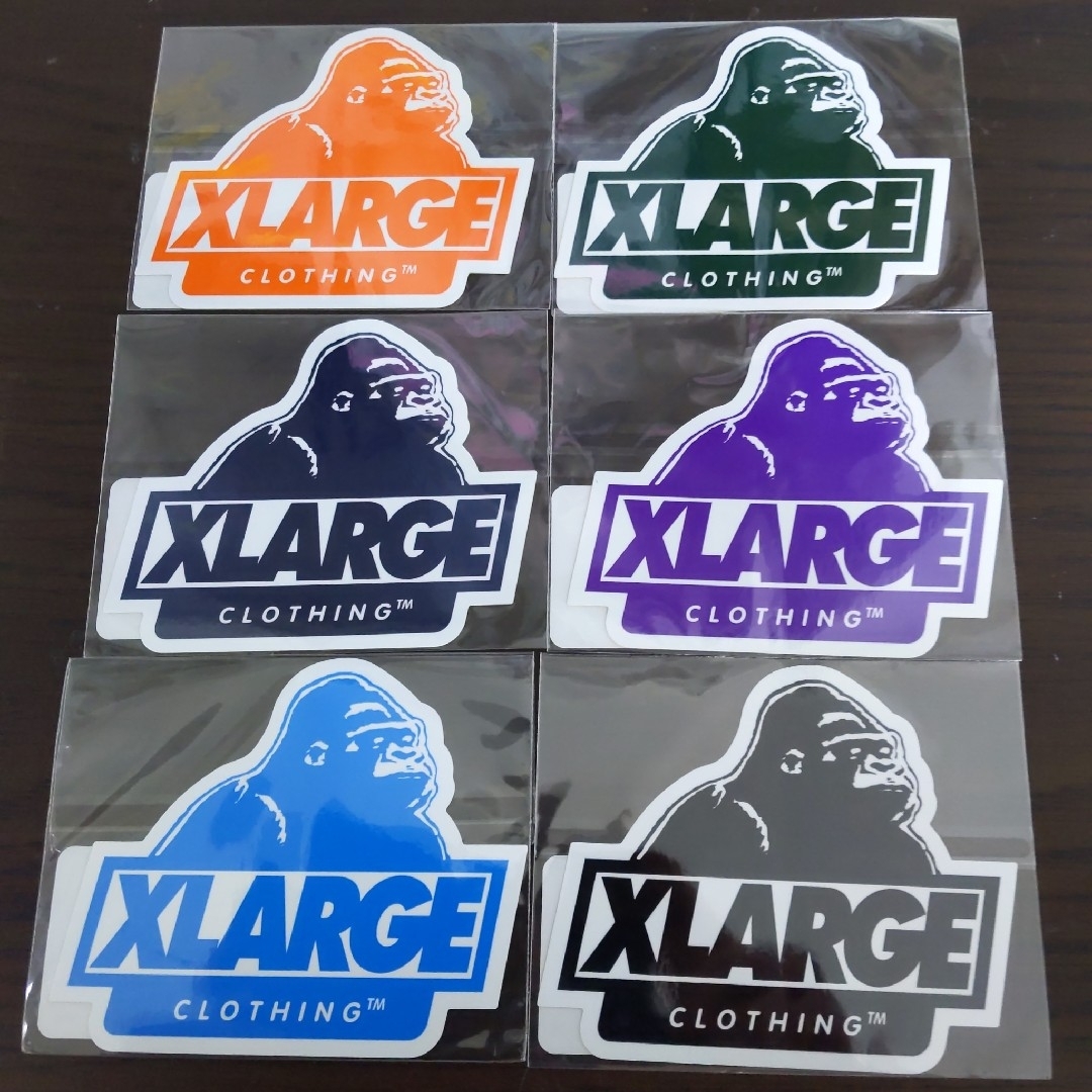 XLARGE(エクストララージ)の(縦7.5cm横9cm)x-large エクストララージ ステッカー スポーツ/アウトドアのスポーツ/アウトドア その他(スケートボード)の商品写真