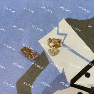 Christian Dior(ピアス)のフリマアイテム一覧 Christian Dior(ピアス)のフリマアイテム一覧