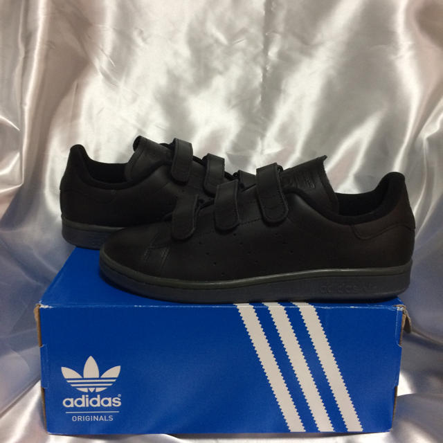 adidas(アディダス)の新品 22.5cm adidas アディダス スタンスミス ベルクロ ブラック レディースの靴/シューズ(スニーカー)の商品写真