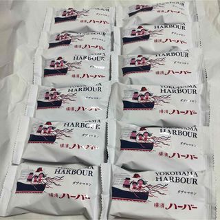 包装紙付きのまま/未開封〉虎屋 とらや 竹皮包羊羹(夜の梅・おも 包装紙付きのまま/未開封〉虎屋 とらや 竹皮包羊羹(夜の梅・おも