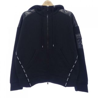 MONCLER(ブラック/黒色系)のフリマアイテム一覧 MONCLER(ブラック/黒色系)のフリマアイテム一覧